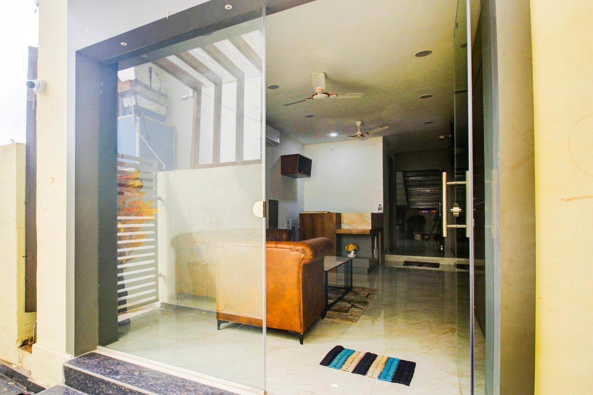 Hotel O Bhilva Inn Kondapur  外观 照片